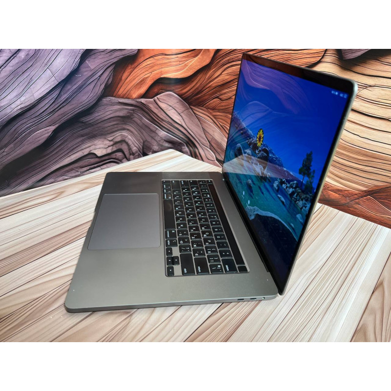 Б/в Ноутбук Apple MacBook Pro 16" 2019 i9-9880H/32/1TB. Колір - Space Gray